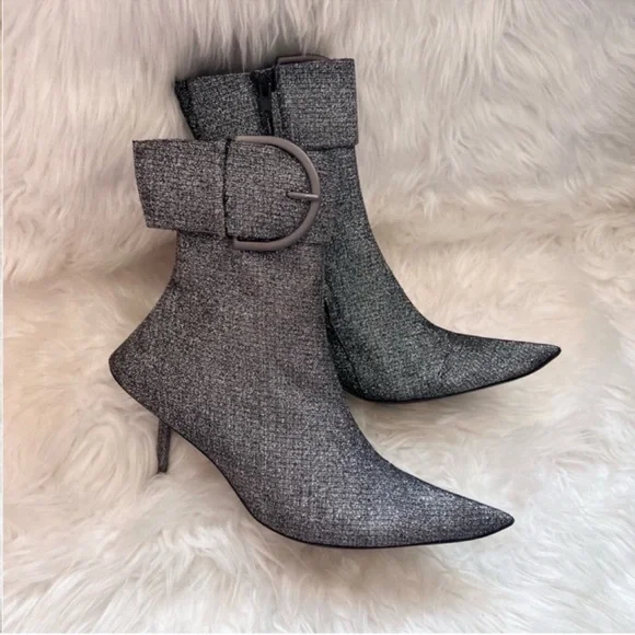 Balenciaga Essex 80mm Metallic Grey Buckle Pointed Toe Ankle Booties - Picture 8 of 16